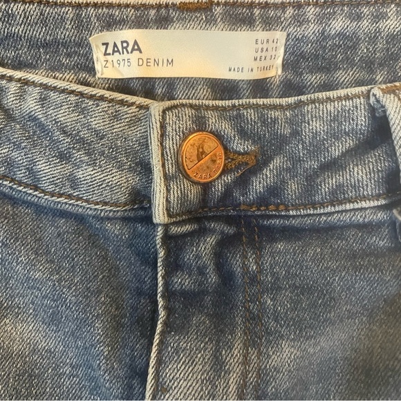 Zara Mid-Rise Z1975 Frayed and Cuffed Jean in size 10/32 - Picture 6 of 8